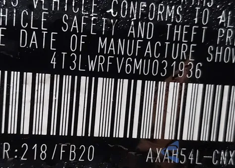 2021 Toyota Rav4 Hybrid Le z USA, uszkodzony, nr VIN 4T3LWRFV6MU031936